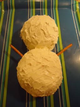 Snowman Cheeseball